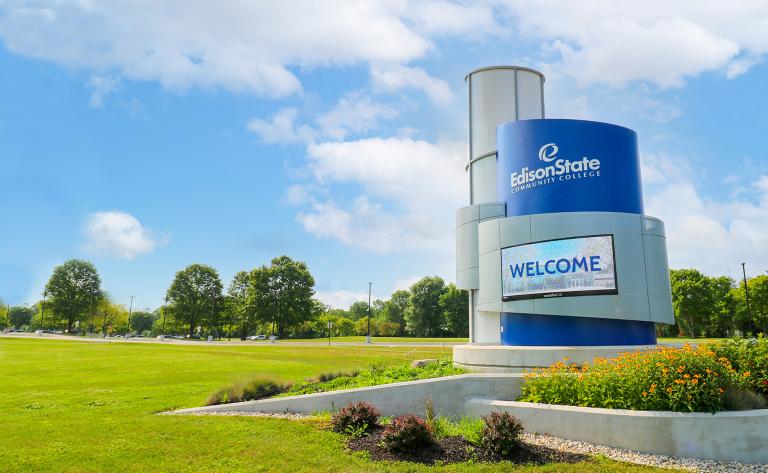 Edison State Community College campus welcome sign