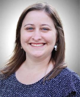 Laura McCabe headshot