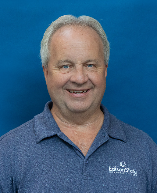 Kevin Curtis headshot