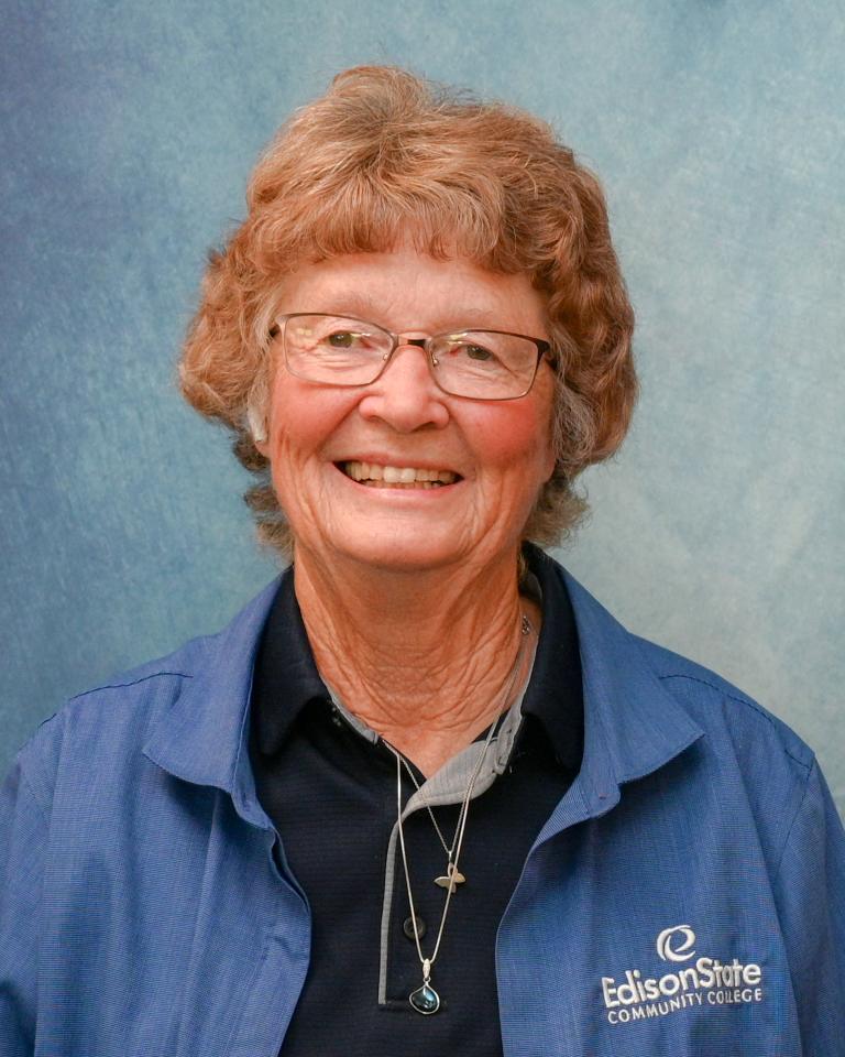 Connie Schnieder