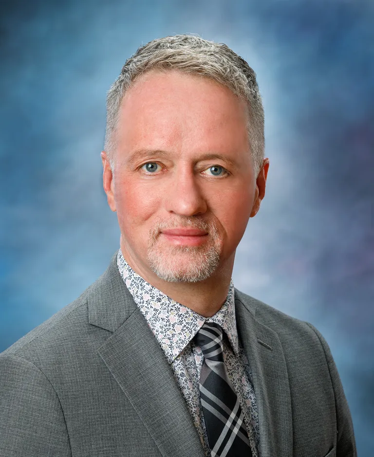 Chris Spradlin Headshot