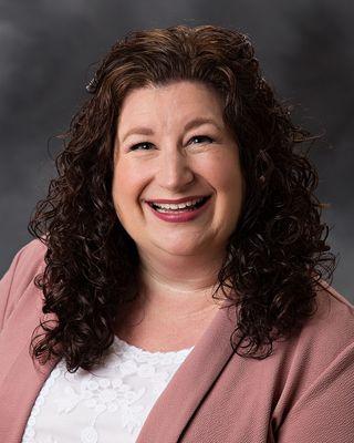 Headshot of Stacy Pettit