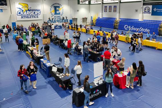 students participate in college and career fair at Edison State