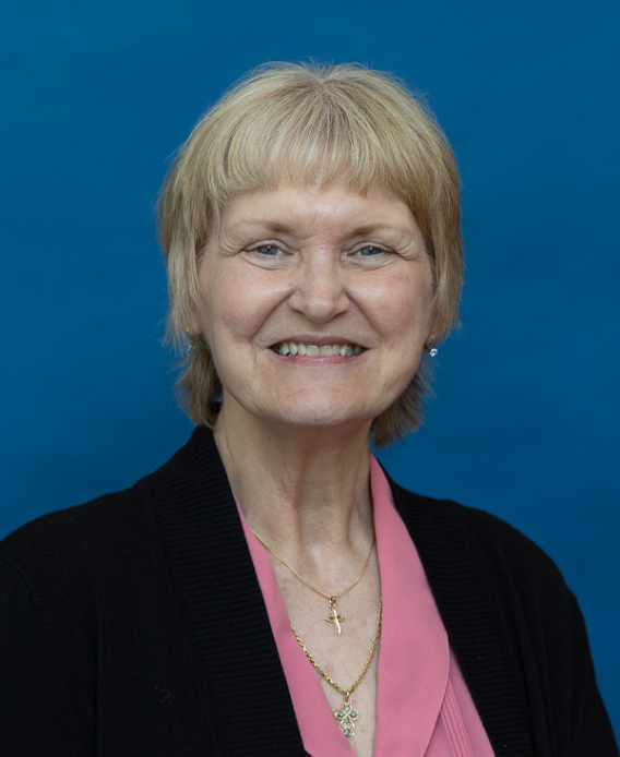 Sandra Streitenberger headshot