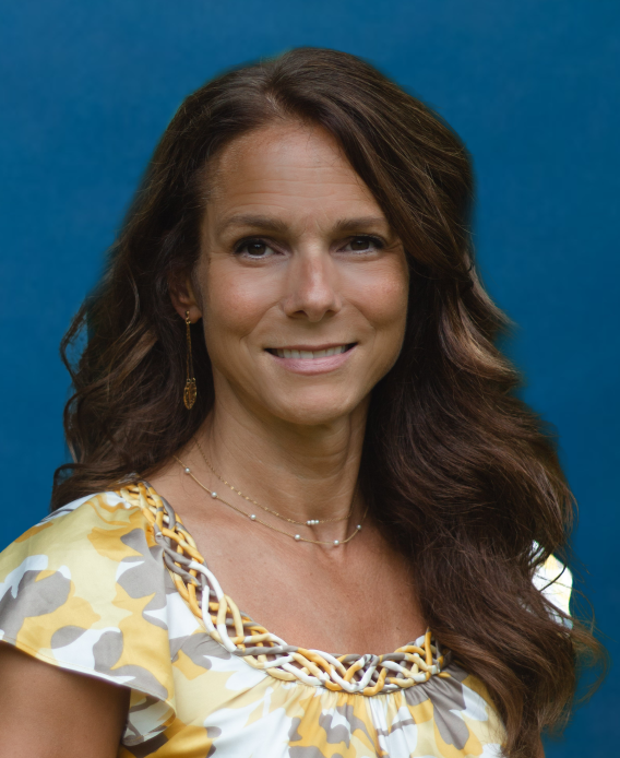 Ellen Bennet  headshot