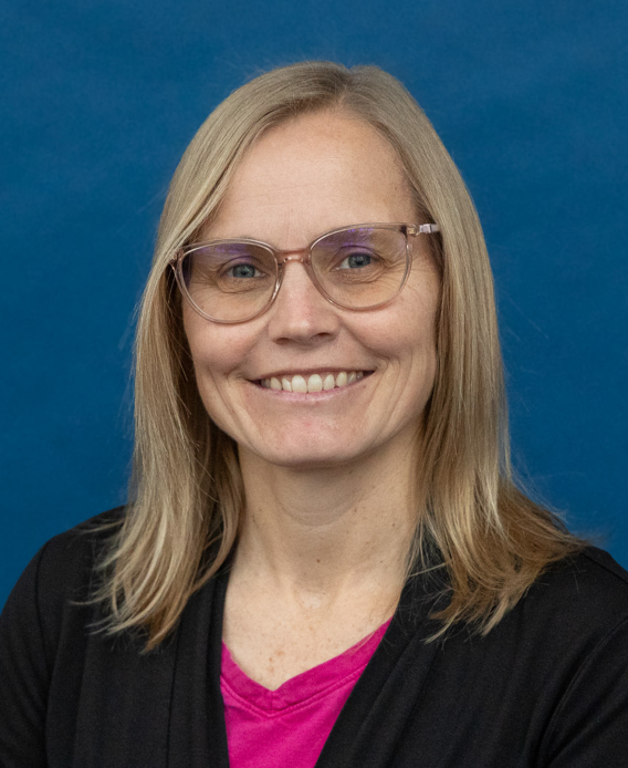 Kristina Daum headshot