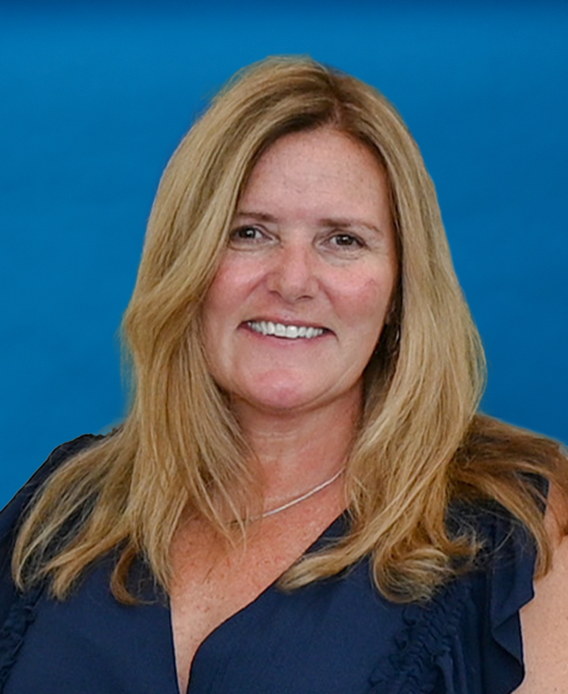 Rebecca Schinaman headshot