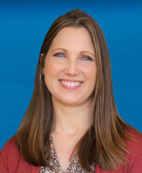 Amy Krzysiak headshot