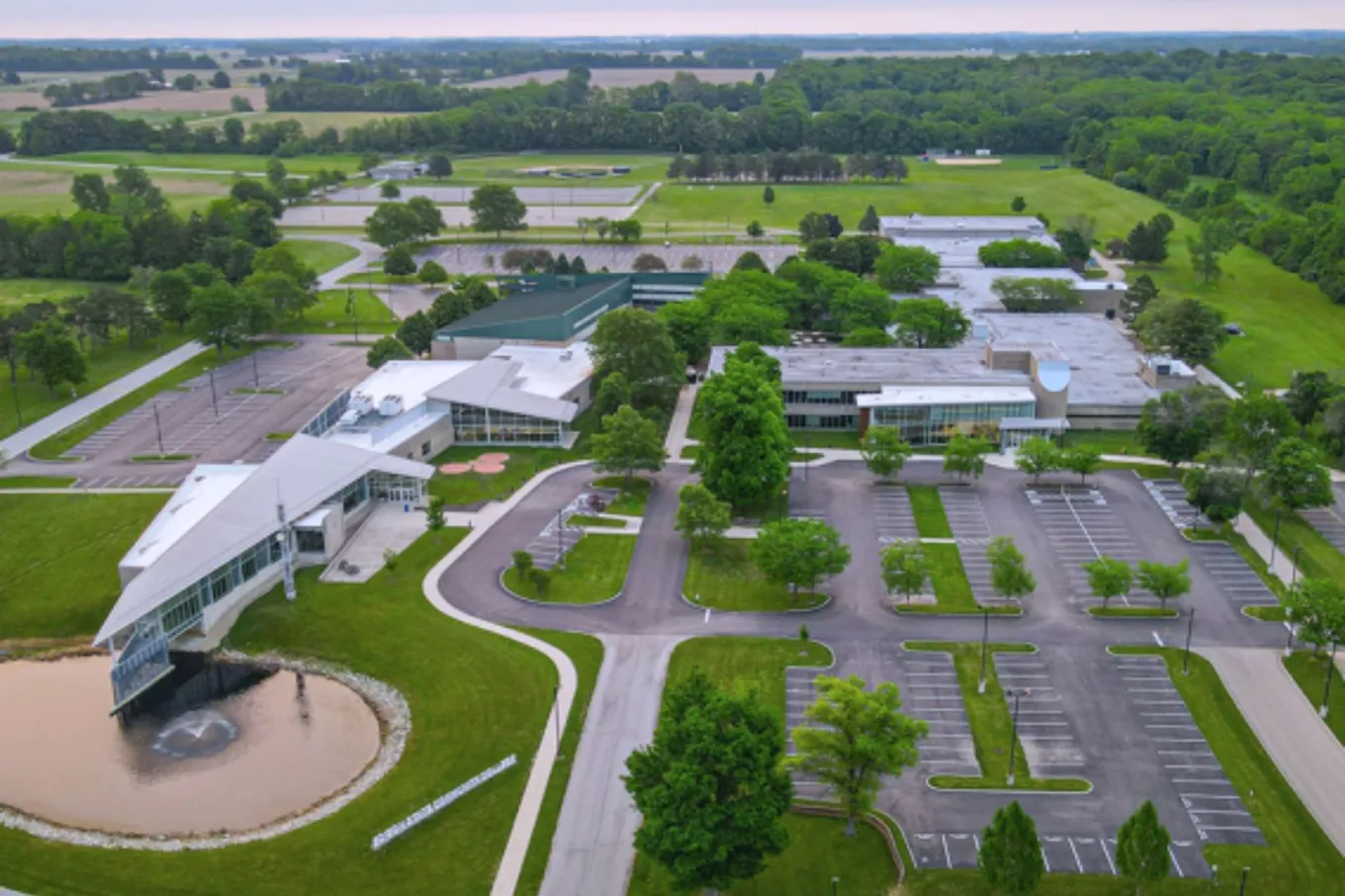 Choosing the Right College for Your Future
