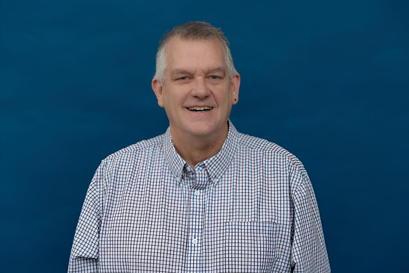 Dr. Paul Heintz, Jr. 