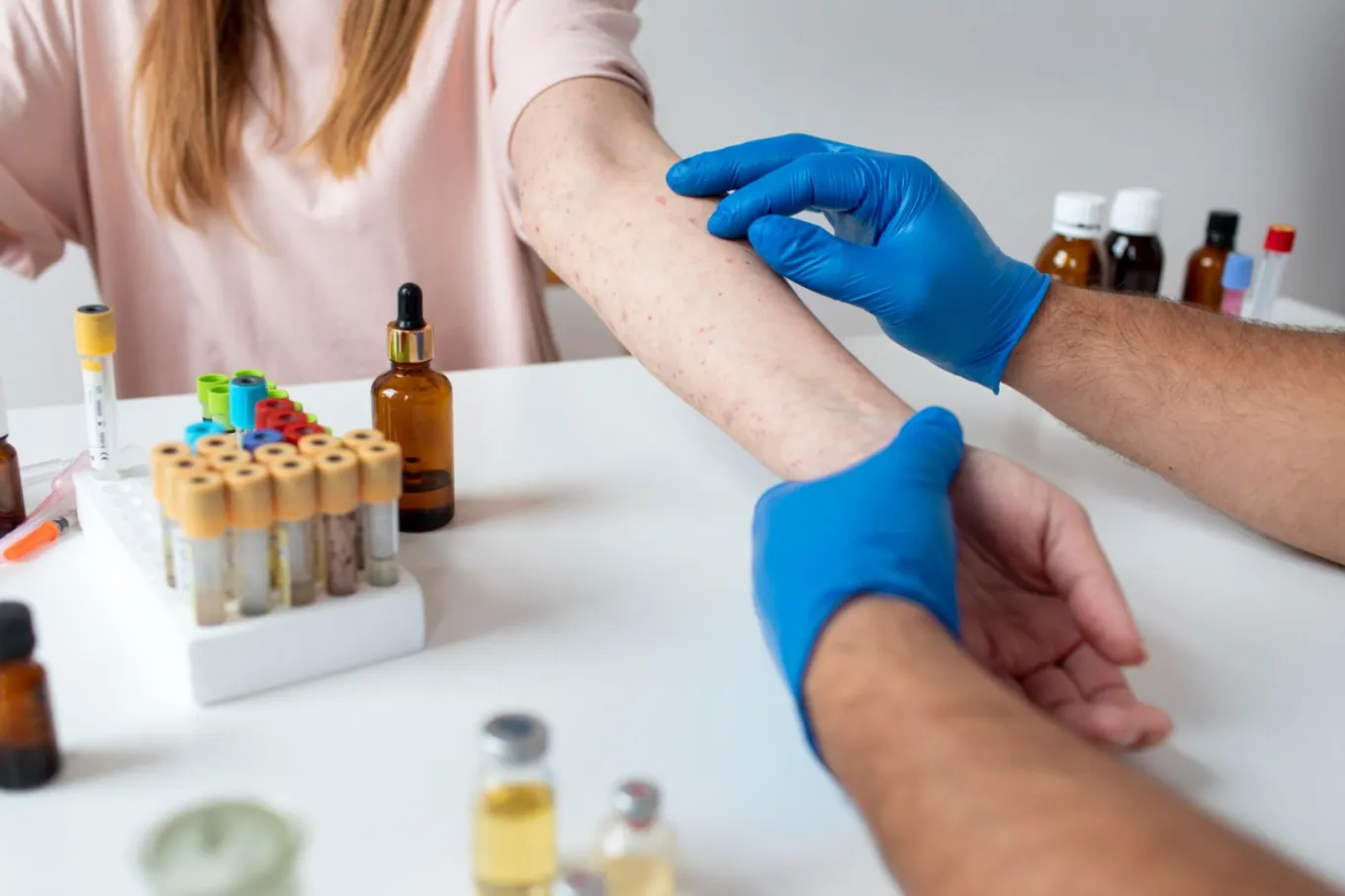 step-by-step process to become a phlebotomist